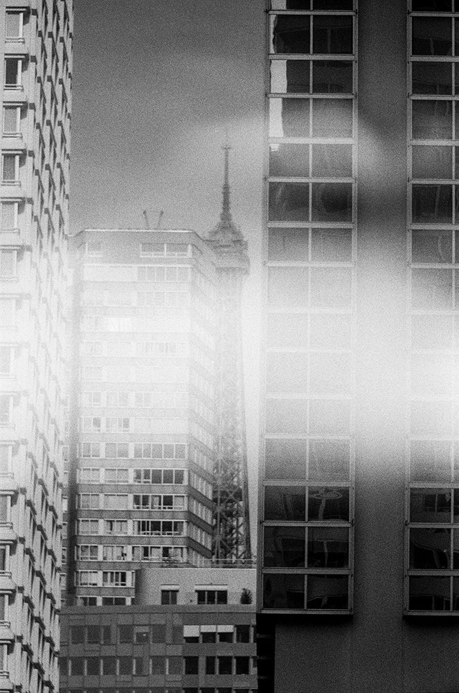 photographie argentique en 2025 - Photo d'une pellicule ayant pris la lumière