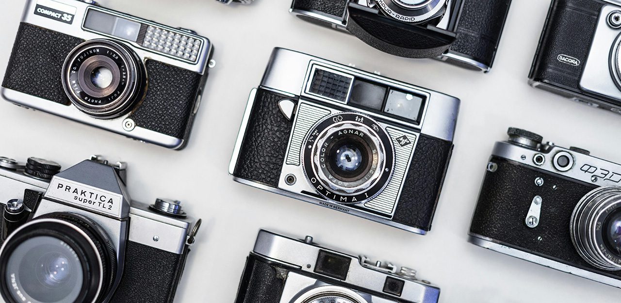 Canon A1 et Konica C35, meilleurs appareils photo argentiques pour débuter en 2025