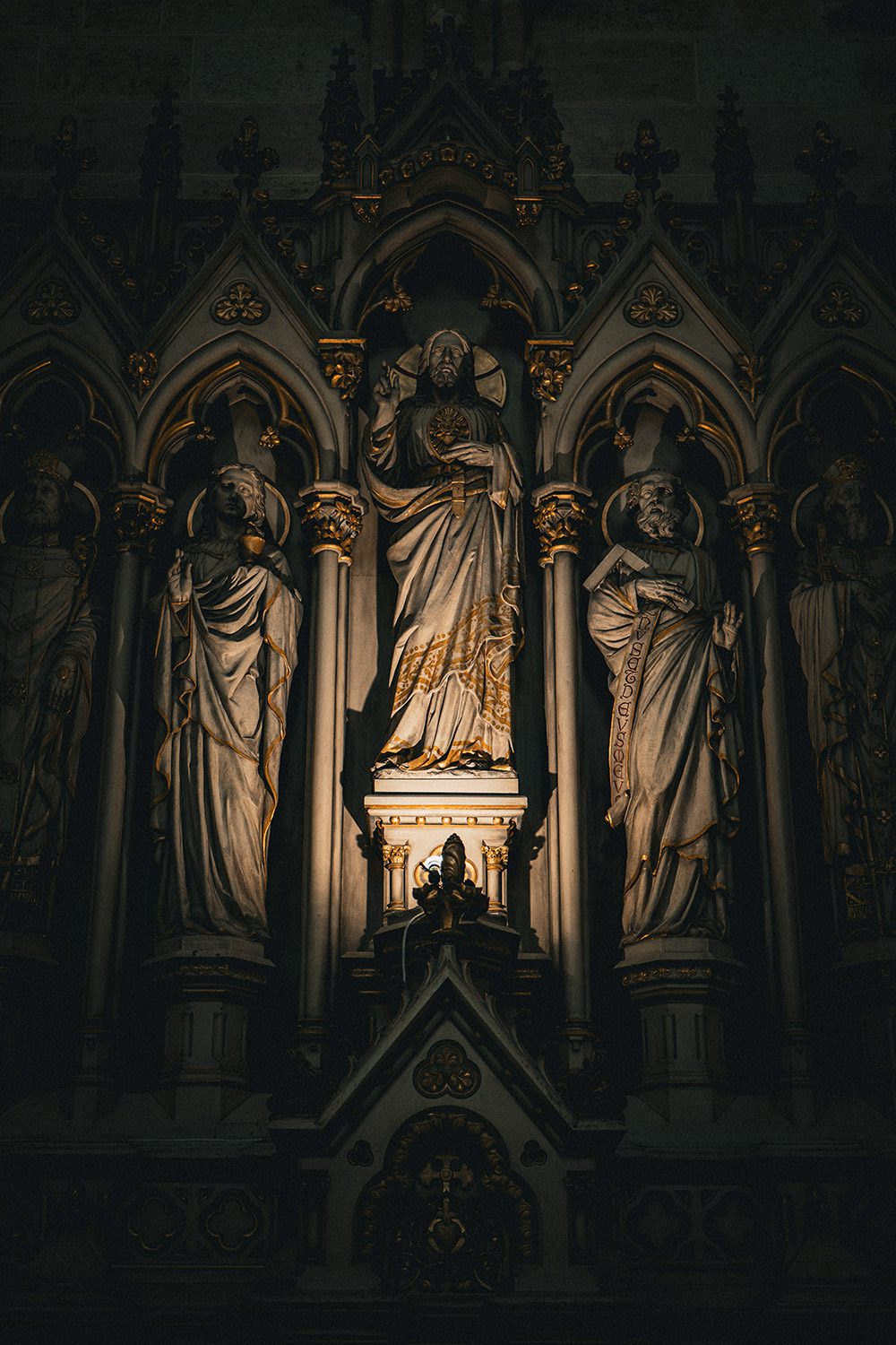 Accueil-Guillaume-Catez-Photographe-Eglise-Bordeaux Guillaume Catez - Photographe Amateur à Paris - Photo architectural d'une église à Bordeaux