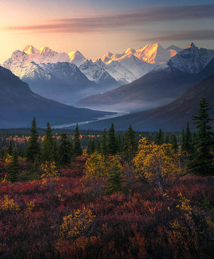 photographie automne - Paysage montagneux avec des photos aux couleurs de l'automne, prise par Marc Adamus