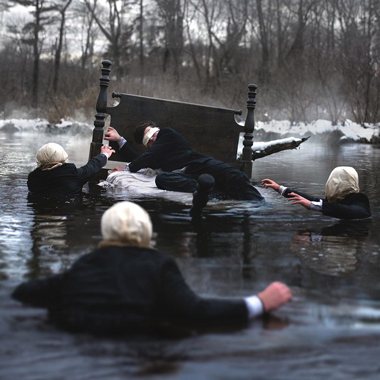 Circondato de Nicolas Bruno : photographie horrifique s'inspirant de la paralysie du sommeil